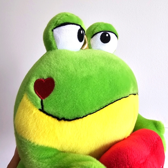Rare Fiesta Toy Kiss Me Heart Frog Plush Stuffed Animal Valentine's Day Gift - Picture 3 of 14